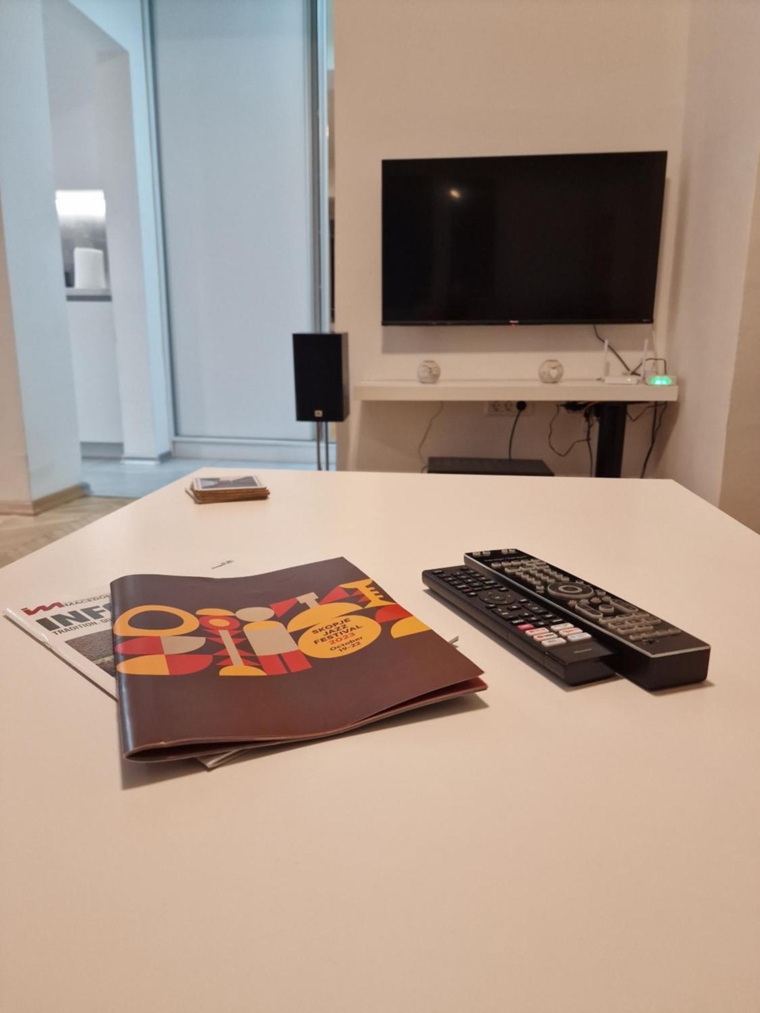 Bright, Modern - 2 Bedroom Apartamento